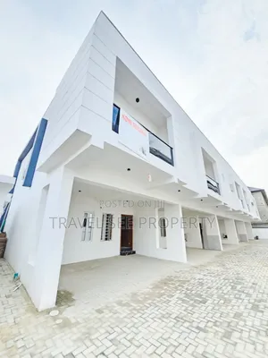 Furnished 3bdrm Duplex in Private Estate Lekki for sale