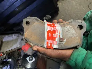 Front Brake Pads Porsche Macan