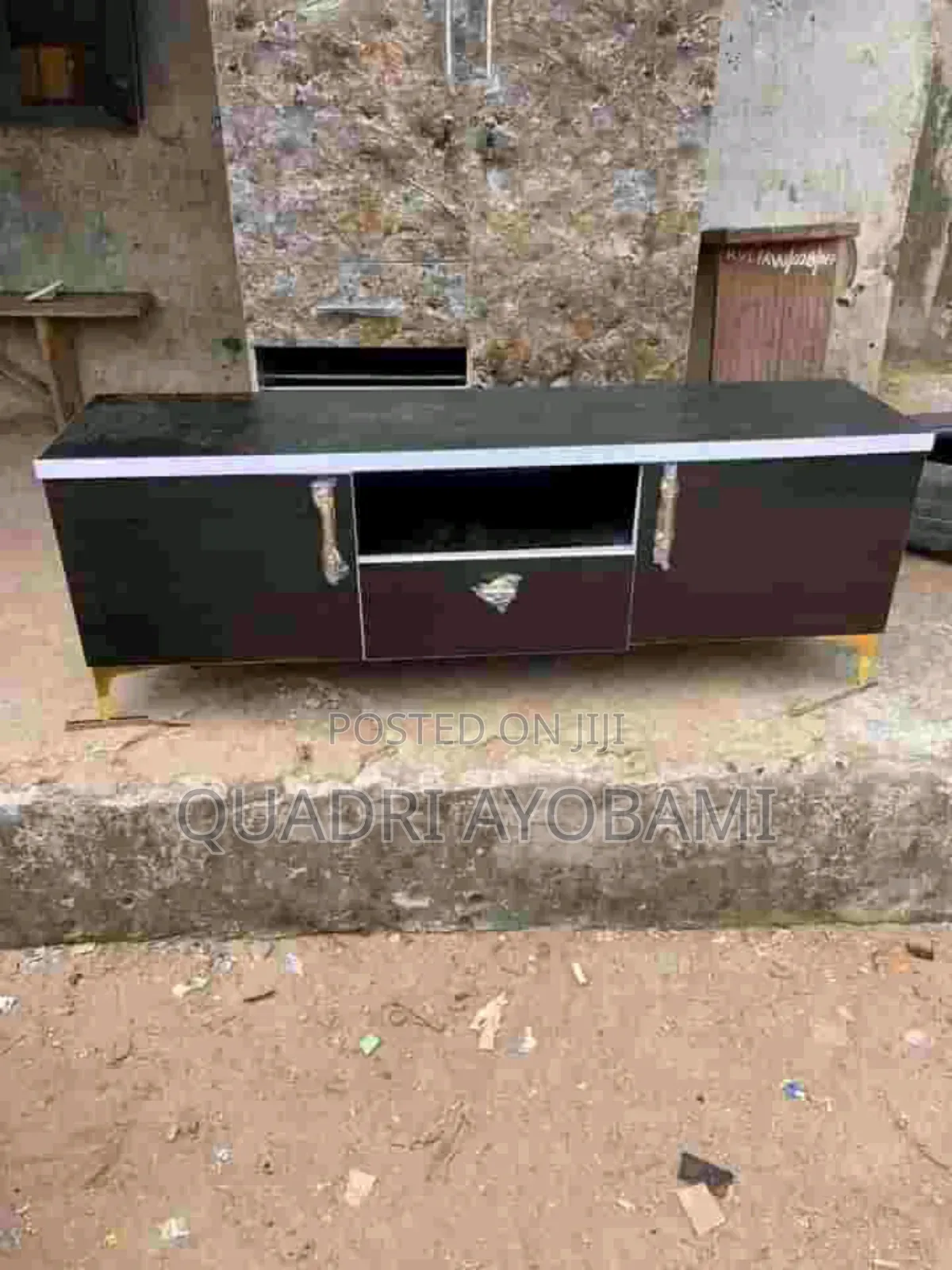 Tv Stand With Two Door and Drawer