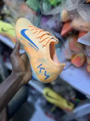 Mecurial Air Zoom Km