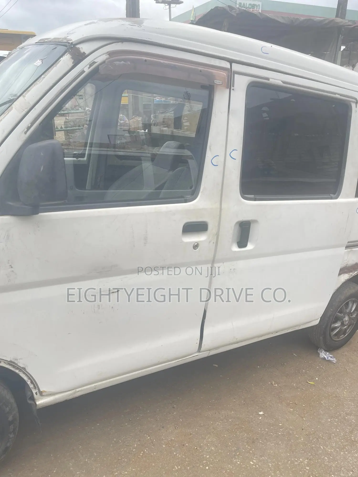 Suzuki APV Minibus 2010 White