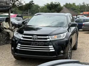 Toyota Highlander 2018 Black