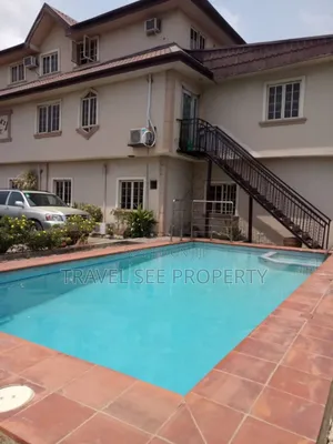 Furnished 3bdrm Block of Flats in Private Estate Lekki for rent