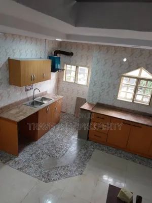 Furnished 3bdrm Block of Flats in Private Estate Lekki for rent