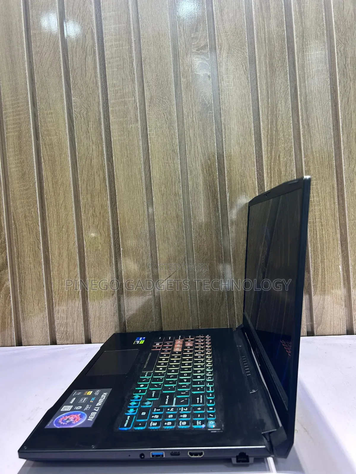 Laptop MSI Katana 17 32GB Intel Core I7 SSD 1T