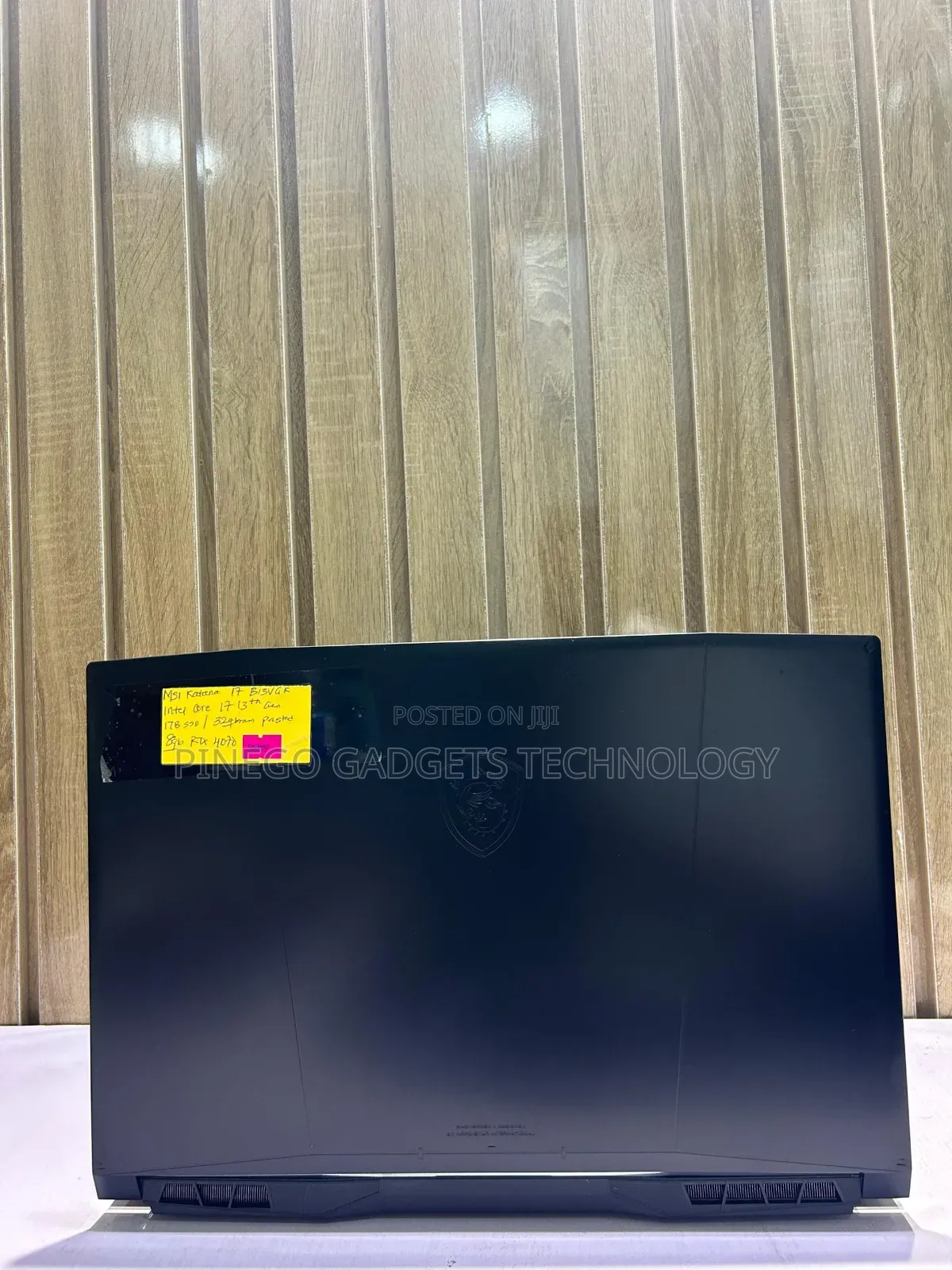 Laptop MSI Katana 17 32GB Intel Core I7 SSD 1T