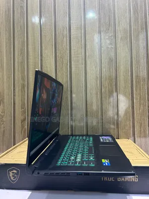 Laptop MSI Katana 15 16GB Intel Core I7 SSD 1T