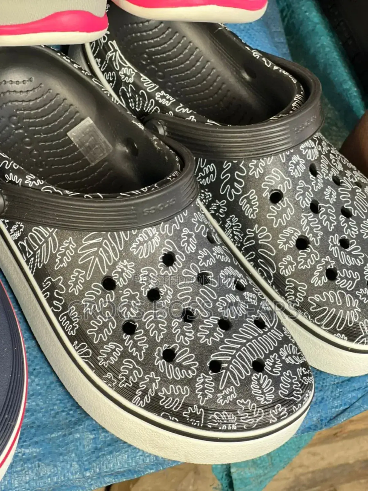 Offcut Iconic Crocs