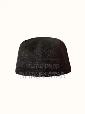 Leo Plain Tonak Cap