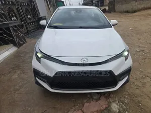 Toyota Corolla 2019 White