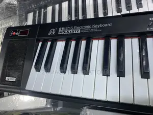 Durable Portable 61 Keys Electronic Keyboard Mq- 6151l