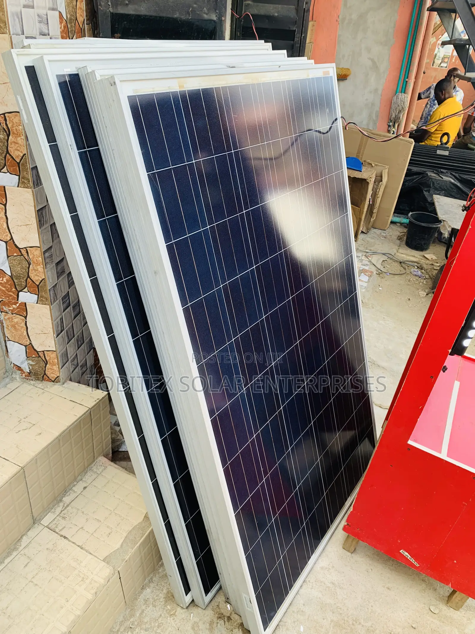 Poly 400watts Canadian Panels