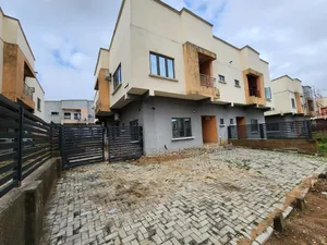 4bdrm Duplex in Phase 2, Life Camp for sale