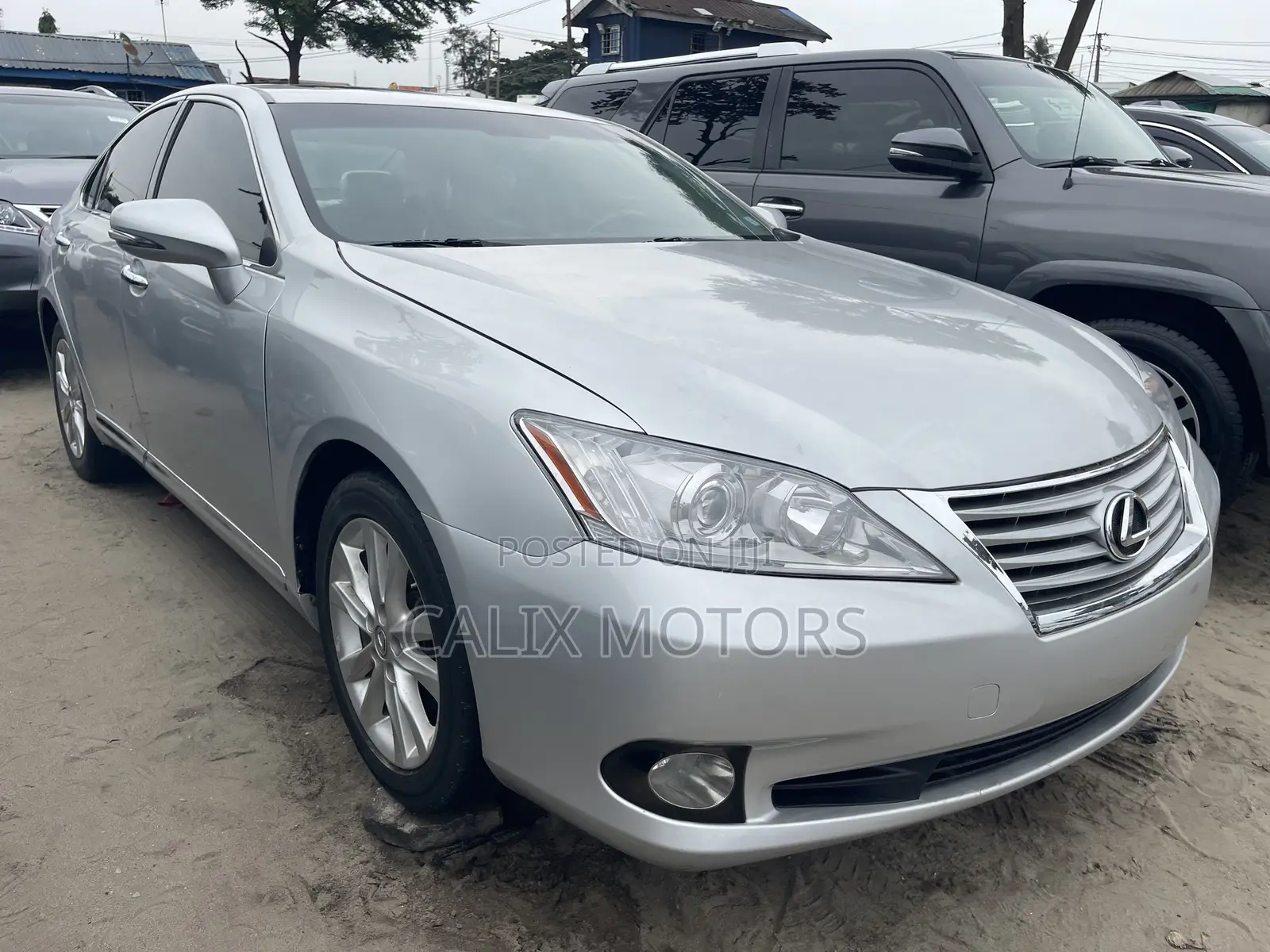 Lexus ES 2012 Silver