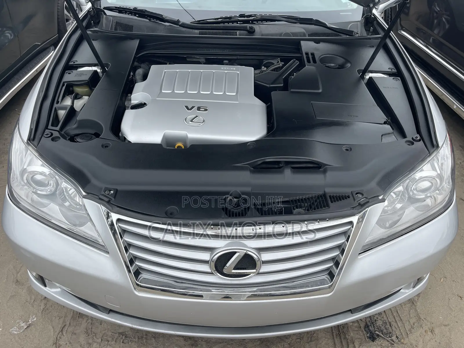 Lexus ES 2012 Silver