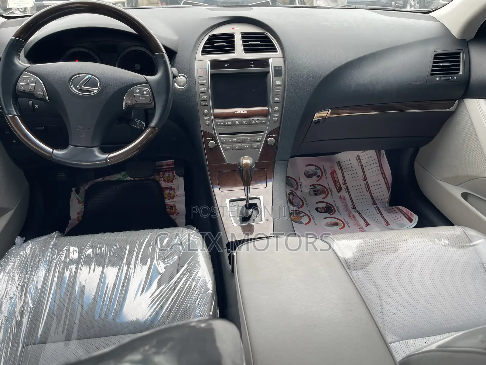 Lexus ES 2012 Silver