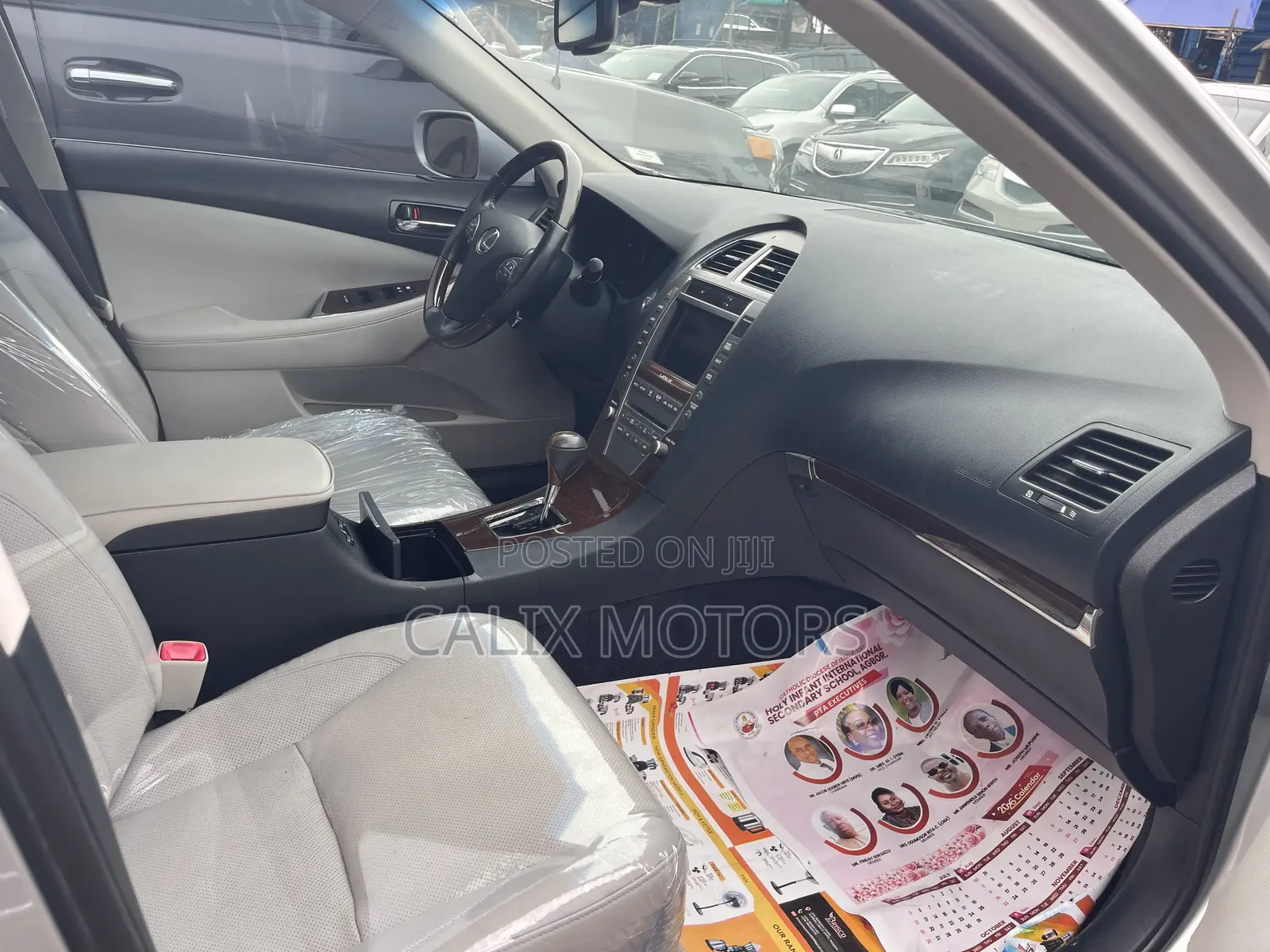 Lexus ES 2012 Silver