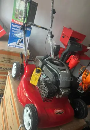 Grass Cutting Machine