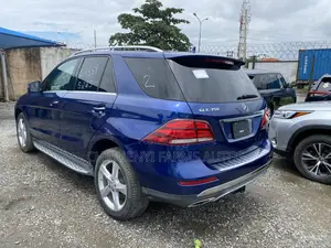Mercedes-Benz GLE-Class GLE 350d 4MATIC 2017 Blue