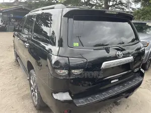 Toyota Sequoia 2015 Black