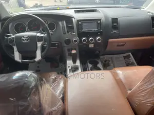 Toyota Sequoia 2015 Black