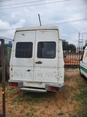 Iveco Daily 1990 White