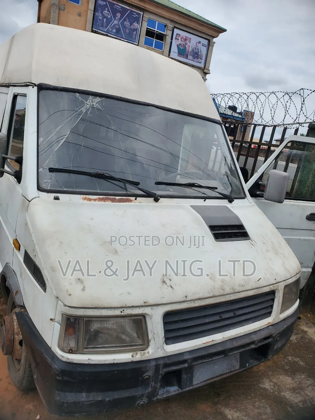 Iveco Daily 1990 White