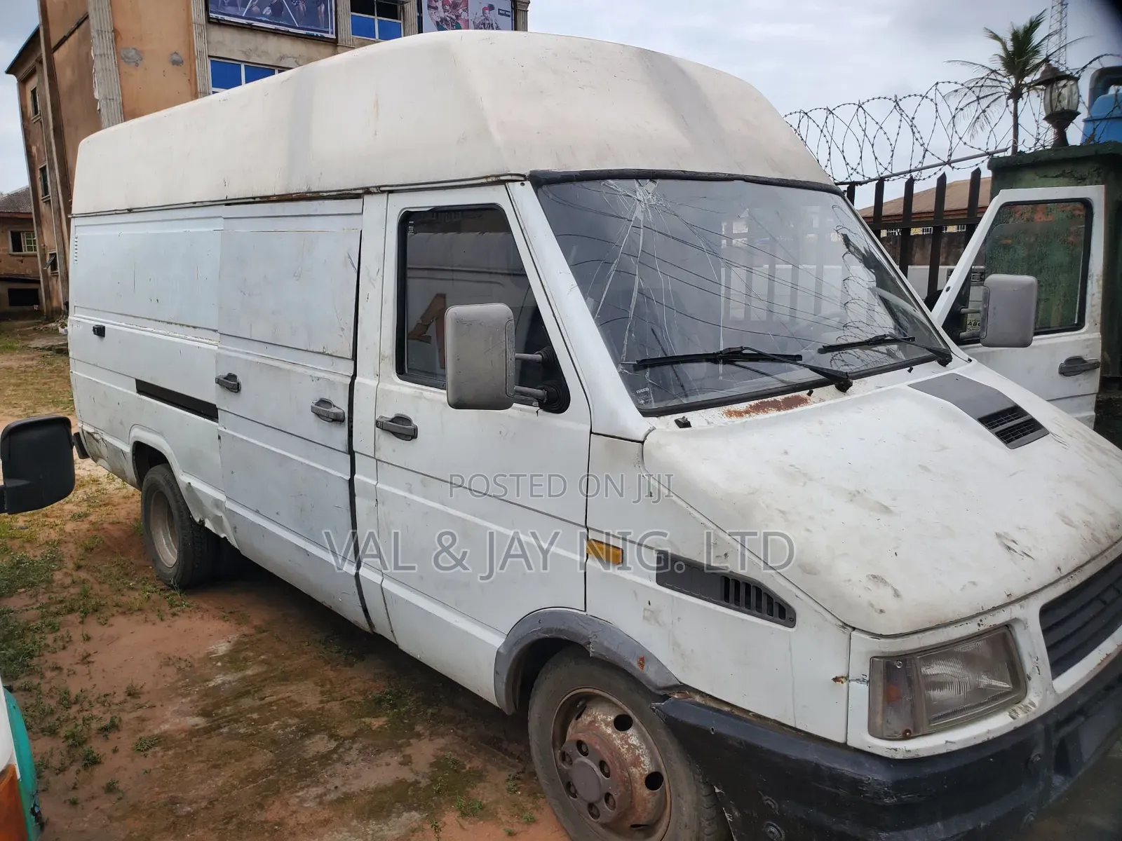 Iveco Daily 1990 White