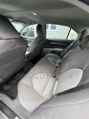 Toyota Camry 2019 Silver