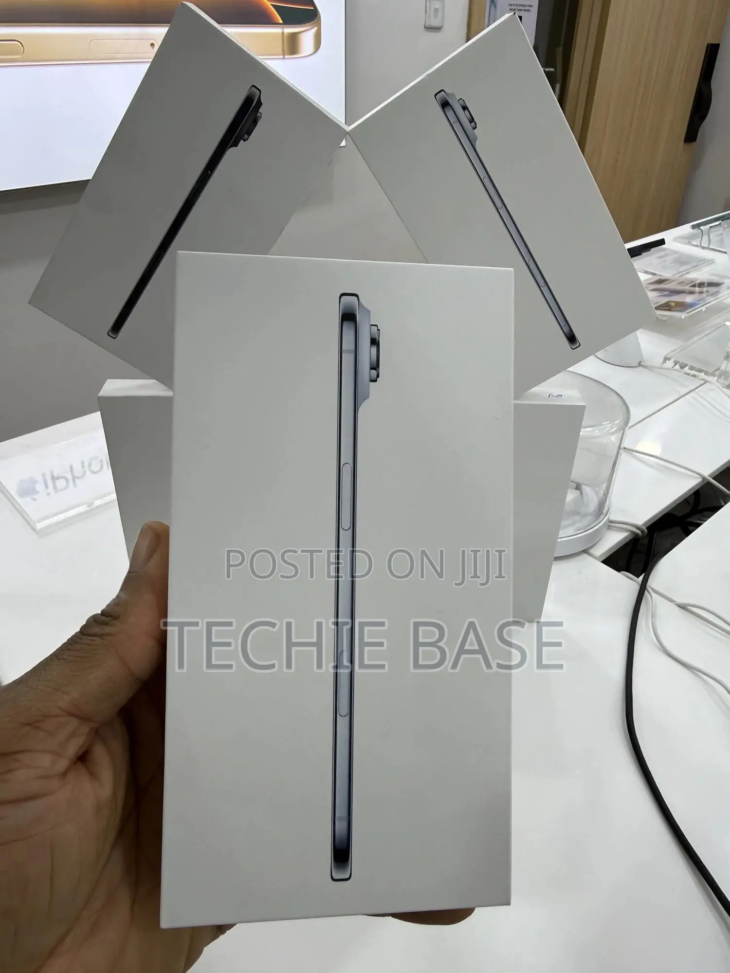 New Apple iPhone Air 256 GB Blue