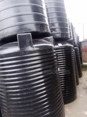 Geepee Tanks and Tiger With Different Sizes