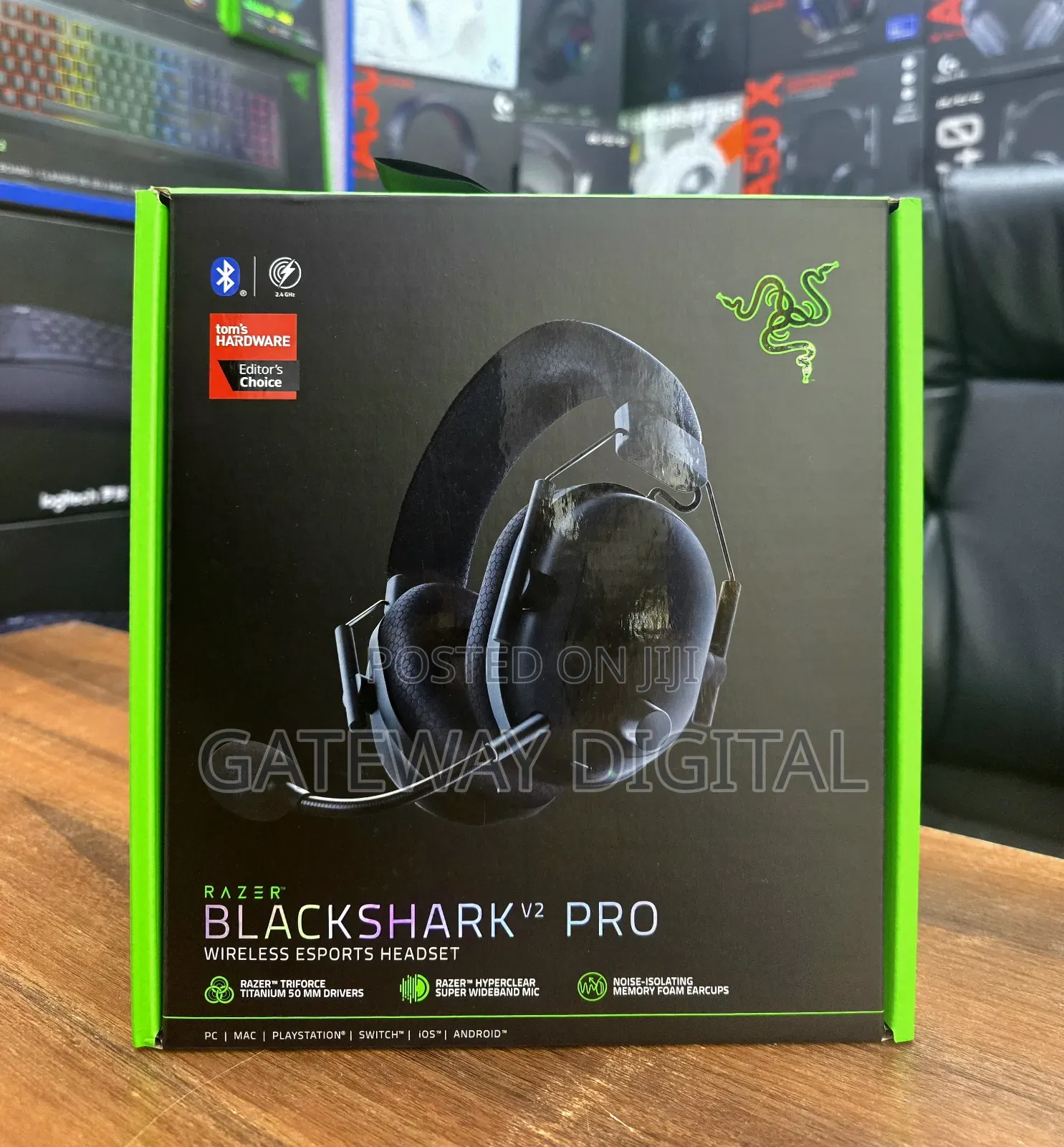Razer Blackshark V2 Pro Wireless Bluetooth Gaming Headset 2023 Model
