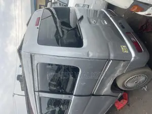 Suzuki APV Minibus 2010 Silver