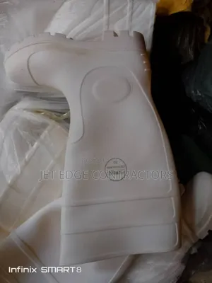 White Rainboot