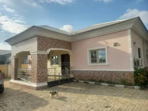 3bdrm Bungalow in Lugbe District for sale