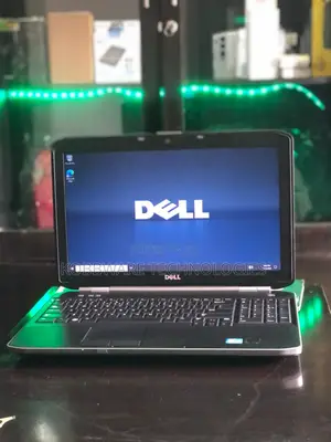 Laptop Dell Latitude E5520 6GB Intel Core i5 HDD 320GB
