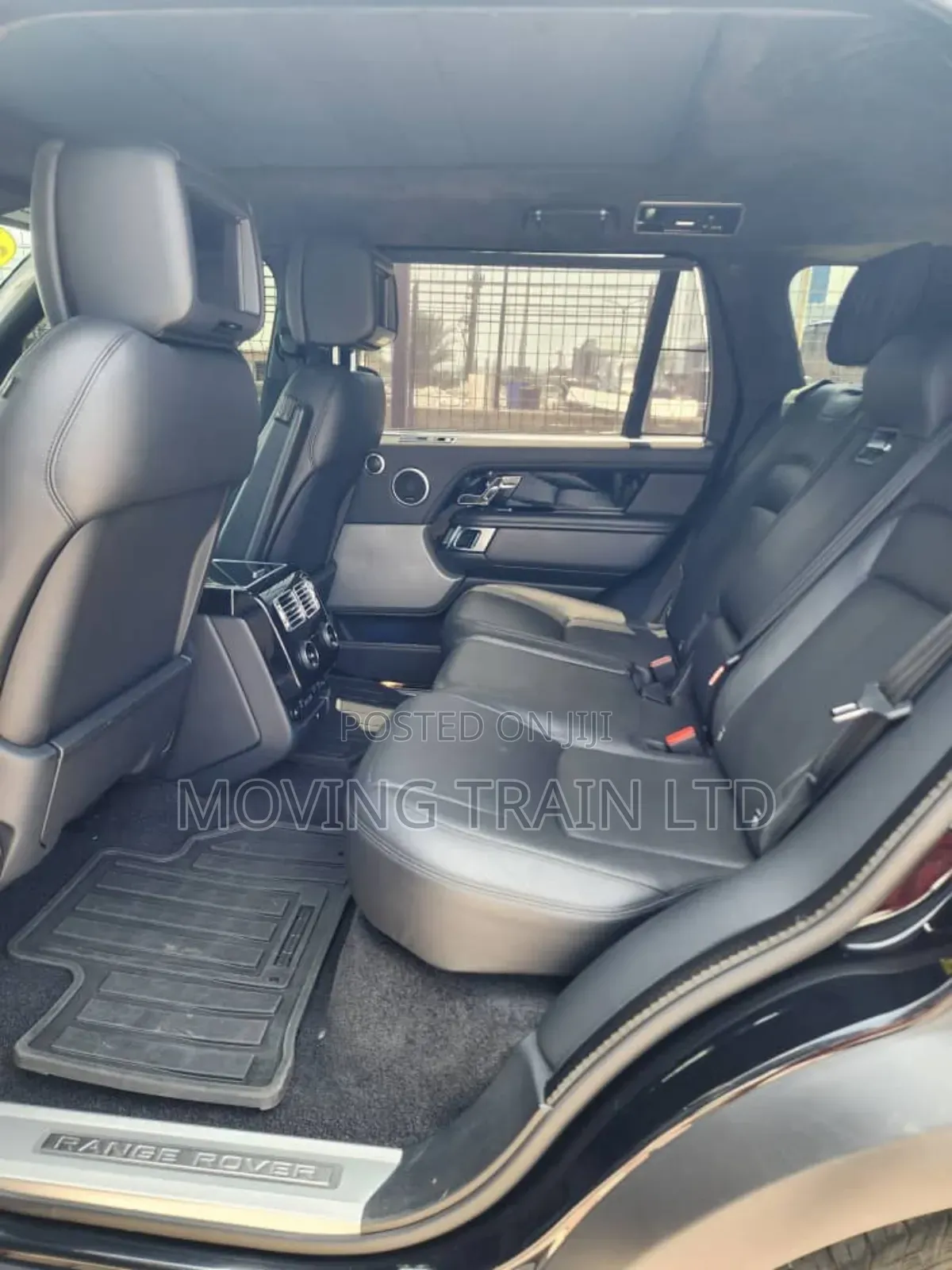 Land Rover Range Rover 3.0L Supercharged 2018 Black