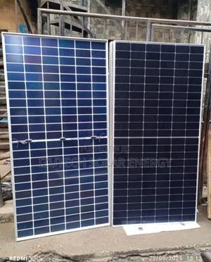 550watts Jinko Solar Panel Available