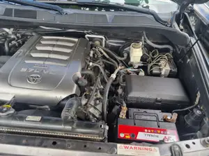 Toyota Sequoia SR5 4dr SUV (5.7L 8cyl 6A) 2011 Gray