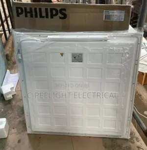600x600 Philips Cool White Ceiling Light