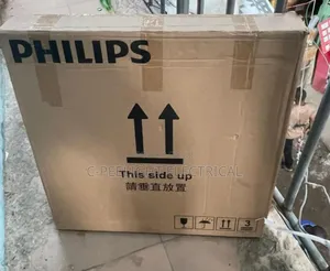 600x600 Philips Cool White Ceiling Light