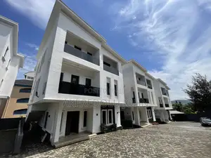 5bdrm Duplex in Maitama for sale