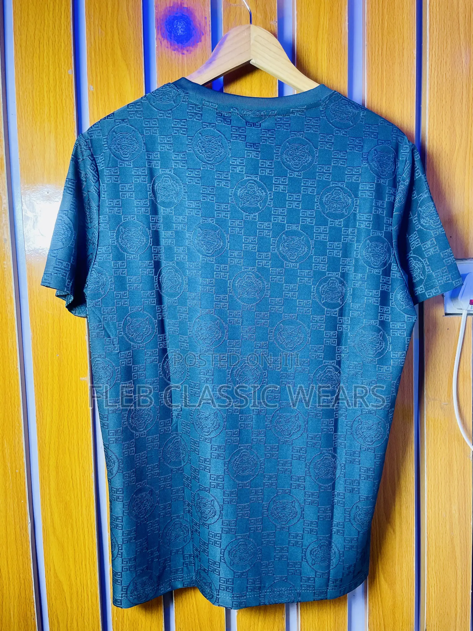 Quality Unisex Top