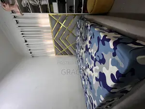 4by 6 Upholstery Furniture Bed