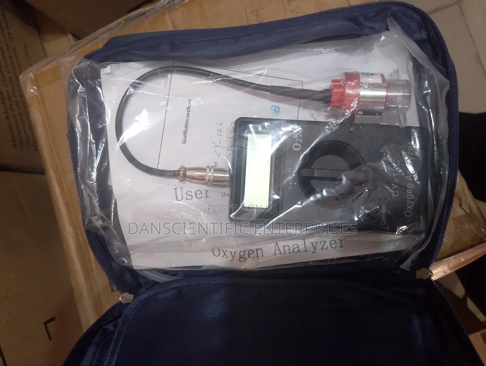 Oxygen Analyzer