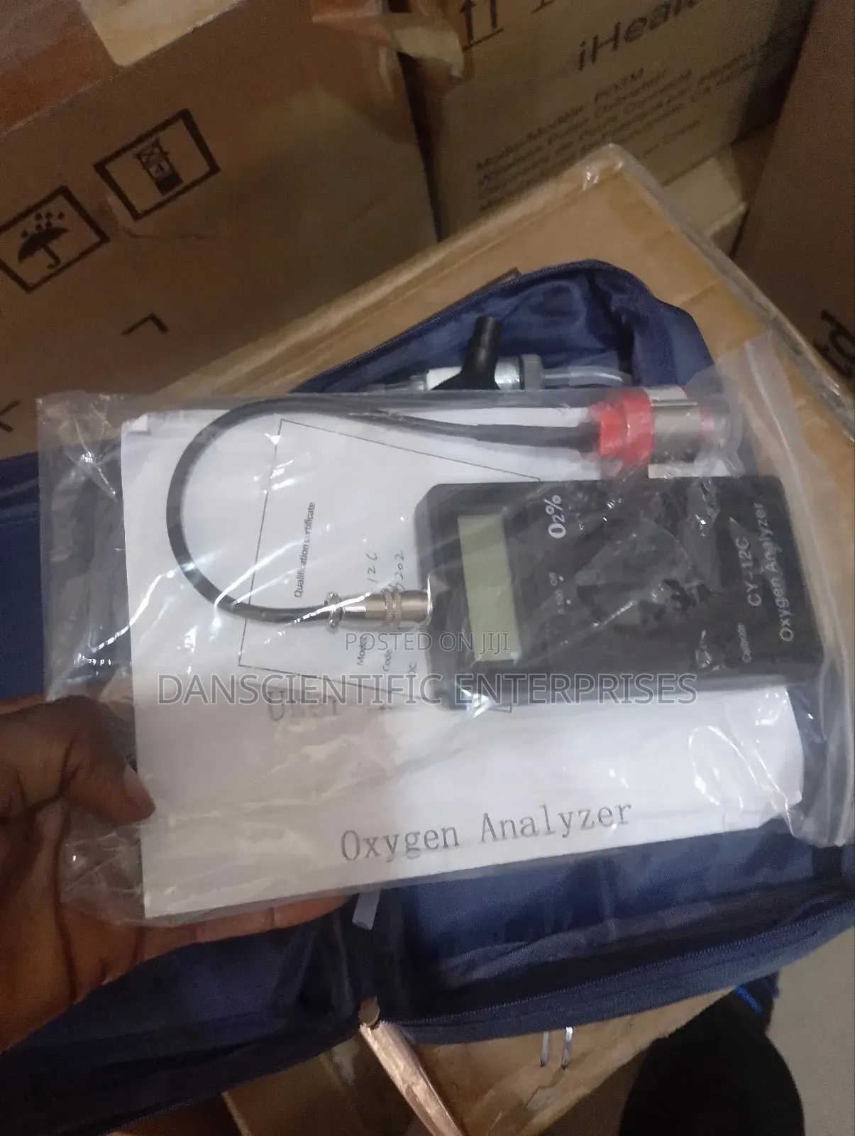 Oxygen Analyzer