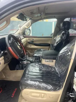 Lexus LX 570 2011 Black