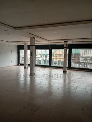 To Let: Hall , Adageorge Road, Portharcourt.