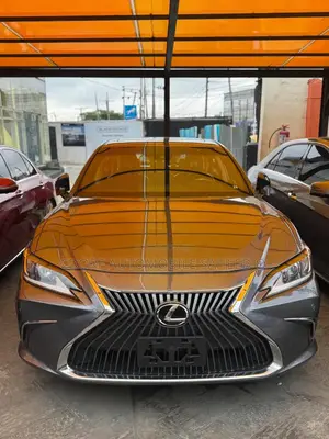 Lexus ES 350 Ultra Luxury FWD 2019 Gray