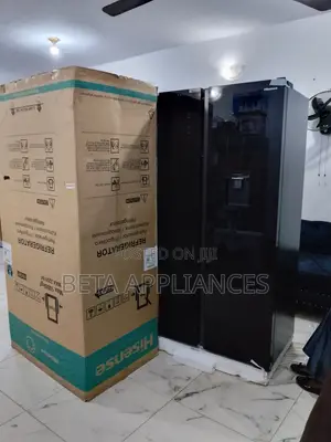 Hisense 529l Refrigerator With Glass Shelves